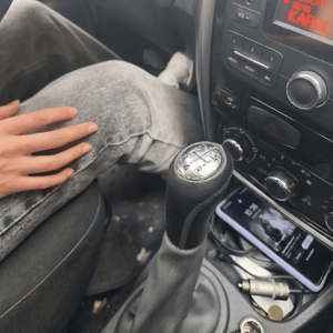 Pomo Palanca de Cambios Renault Sandero Logan Duster 1.6 en Cuero