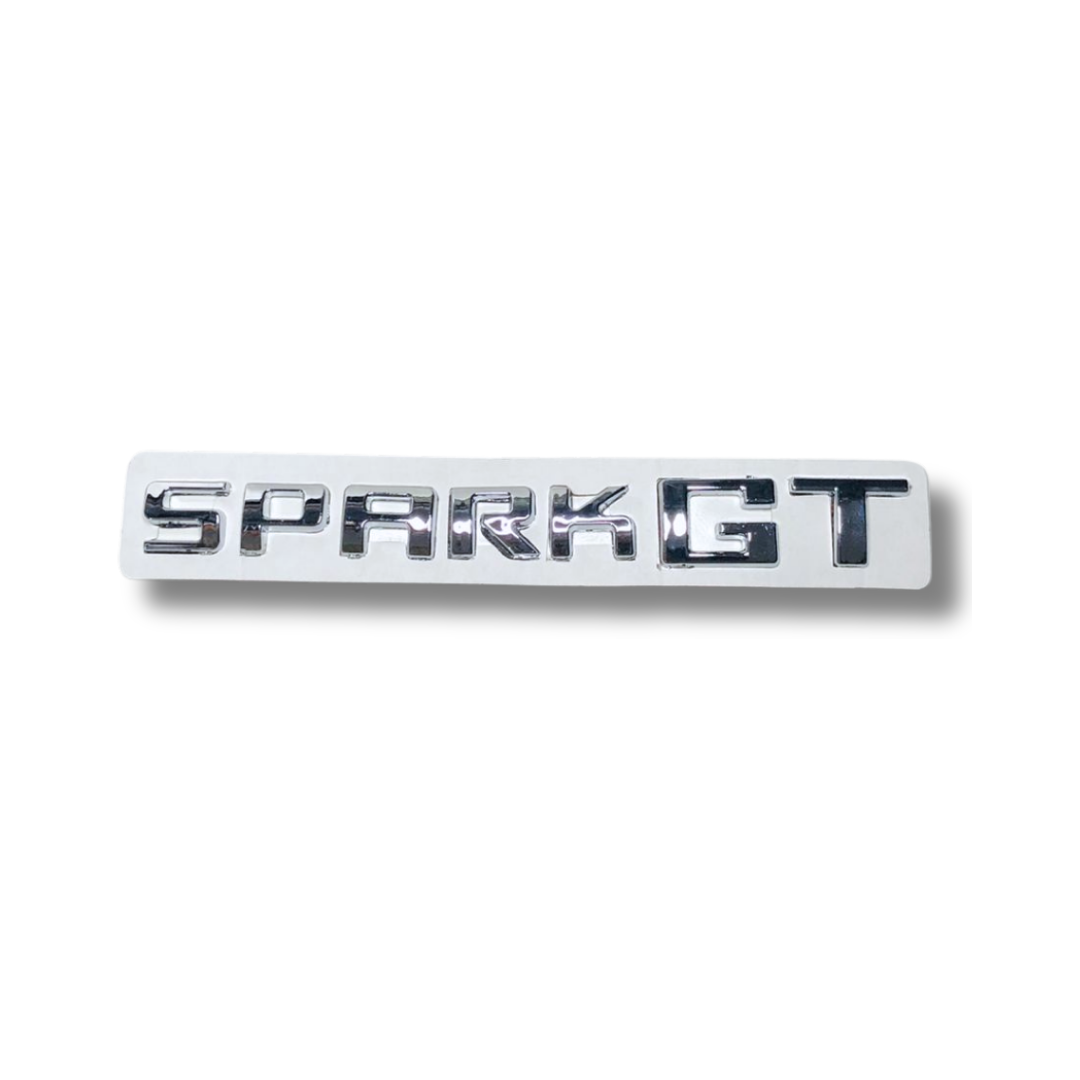 EMBLEMA INYECTADO CHEVROLET SPARK GT LETRAS ADHESIVAS CROMADO